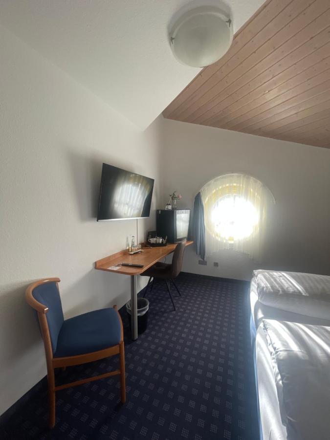 Krystall Hotel Filderstadt Exteriör bild